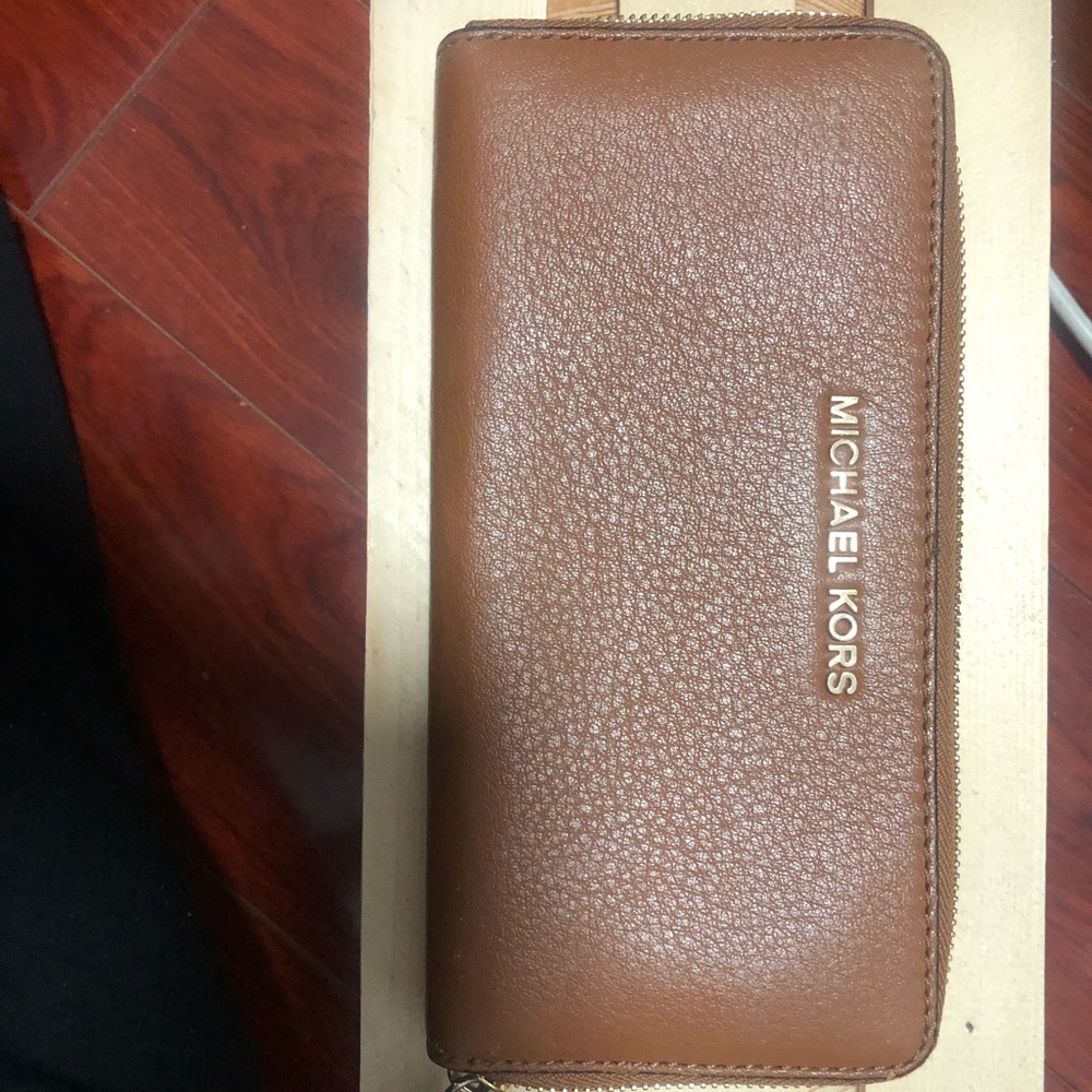 Micheal Kors Wallet